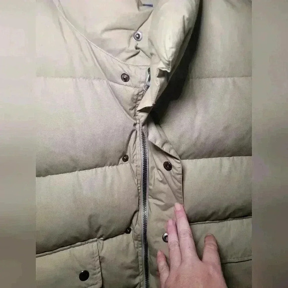 Vintage Woodlake puffer duck down vest size medium - Picture 2 of 5